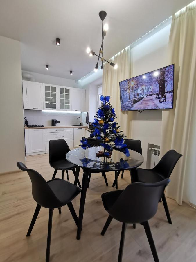 Soborna Apartment Rivne Luaran gambar