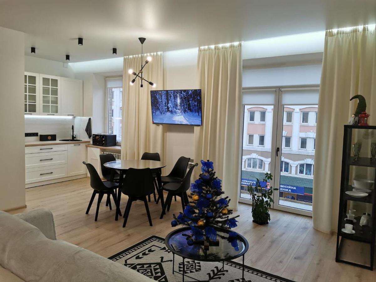 Soborna Apartment Rivne Luaran gambar